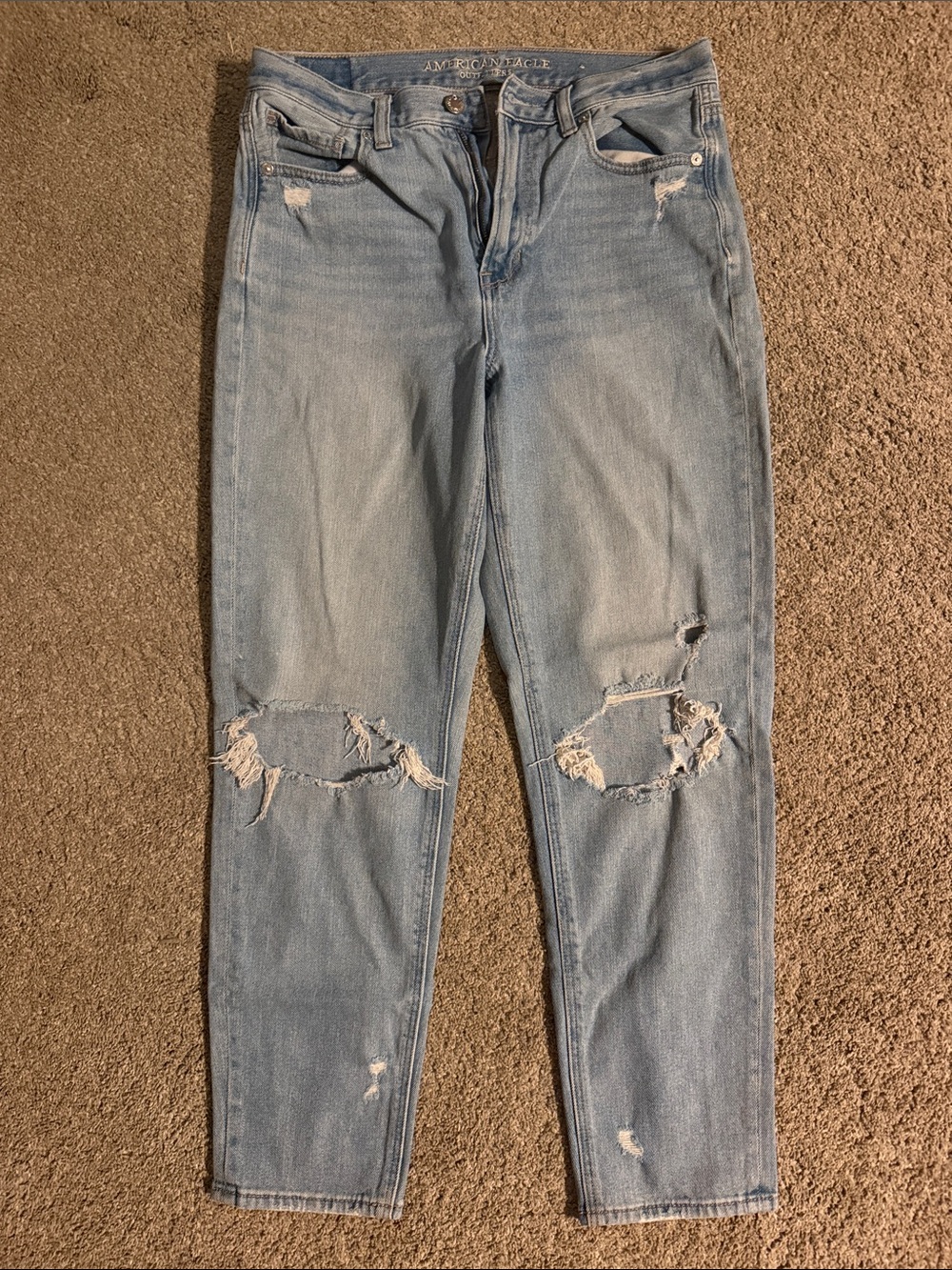 American Eagle Outfitters Light Wash Distressed Boyfriend Jeans